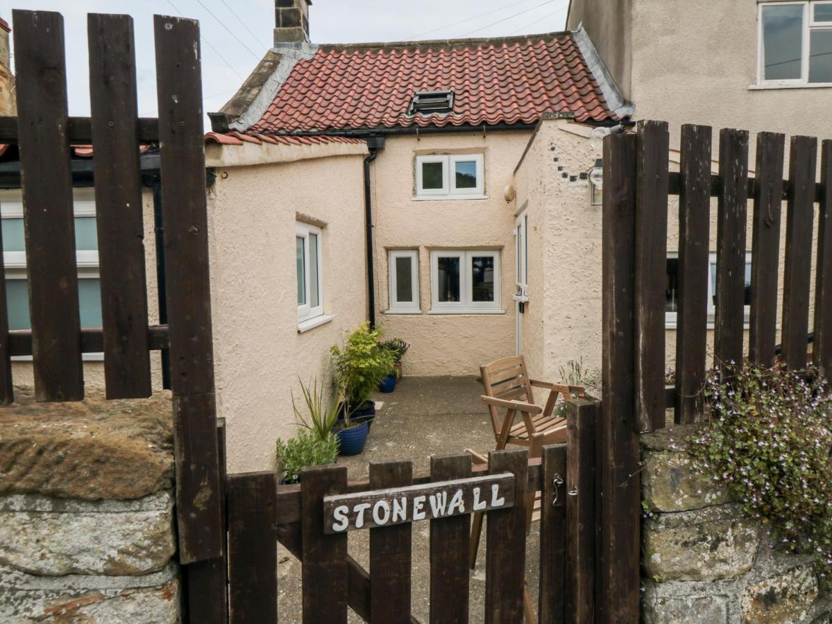 Stonewall Whitby Esterno foto